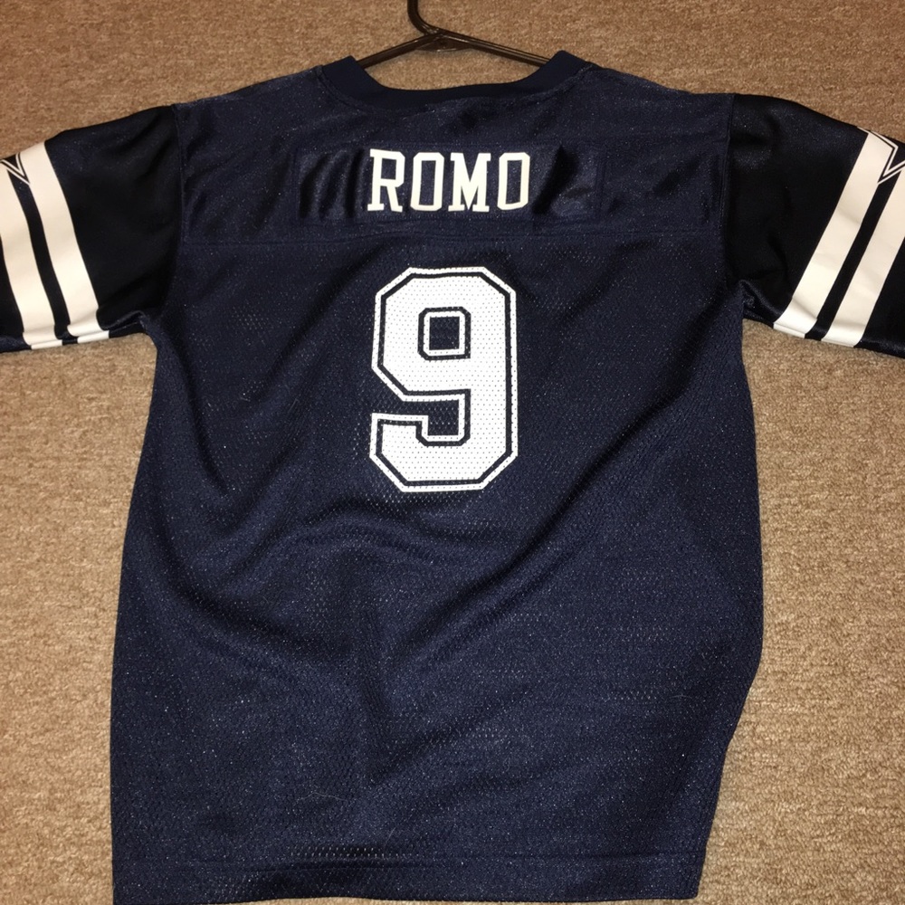 Tony Romo Jersey - Picture 2 of 2